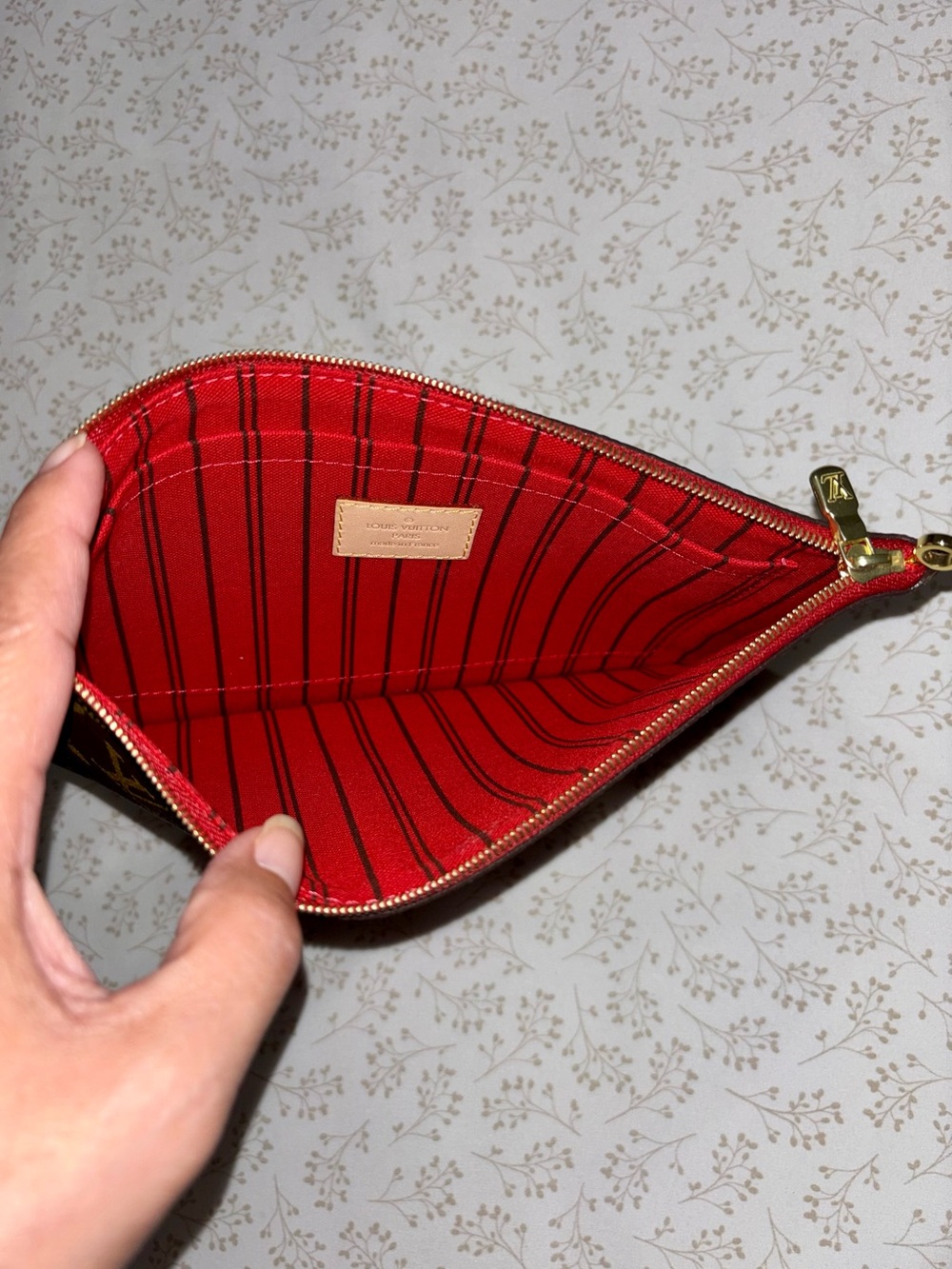 Louis Vuitton Brown Monogram Canvas Wristlet with Red Interior - Picture 8 of 9